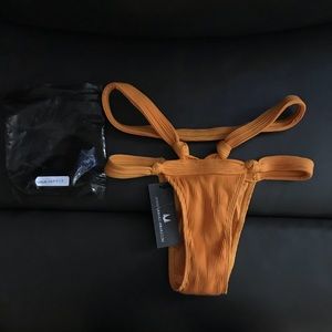 Trade 🔆 NWT Saffron High Cut Knotted Bandit Brief